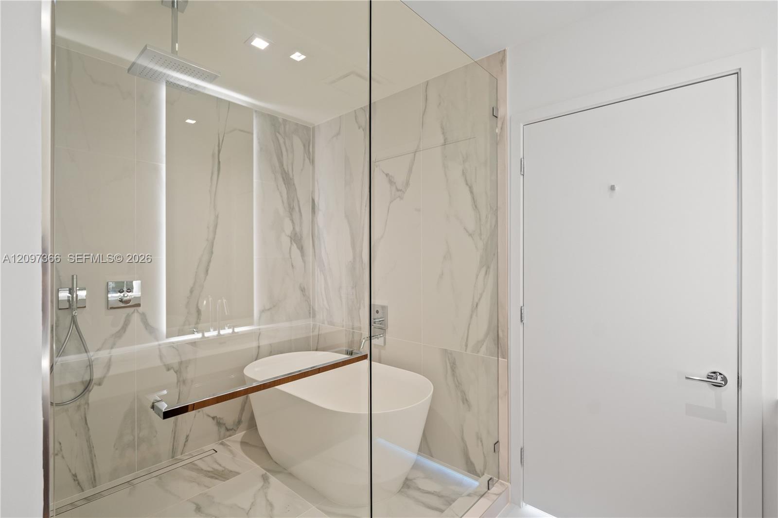 1400 Biscayne Boulevard 2601 Property Photo 24
