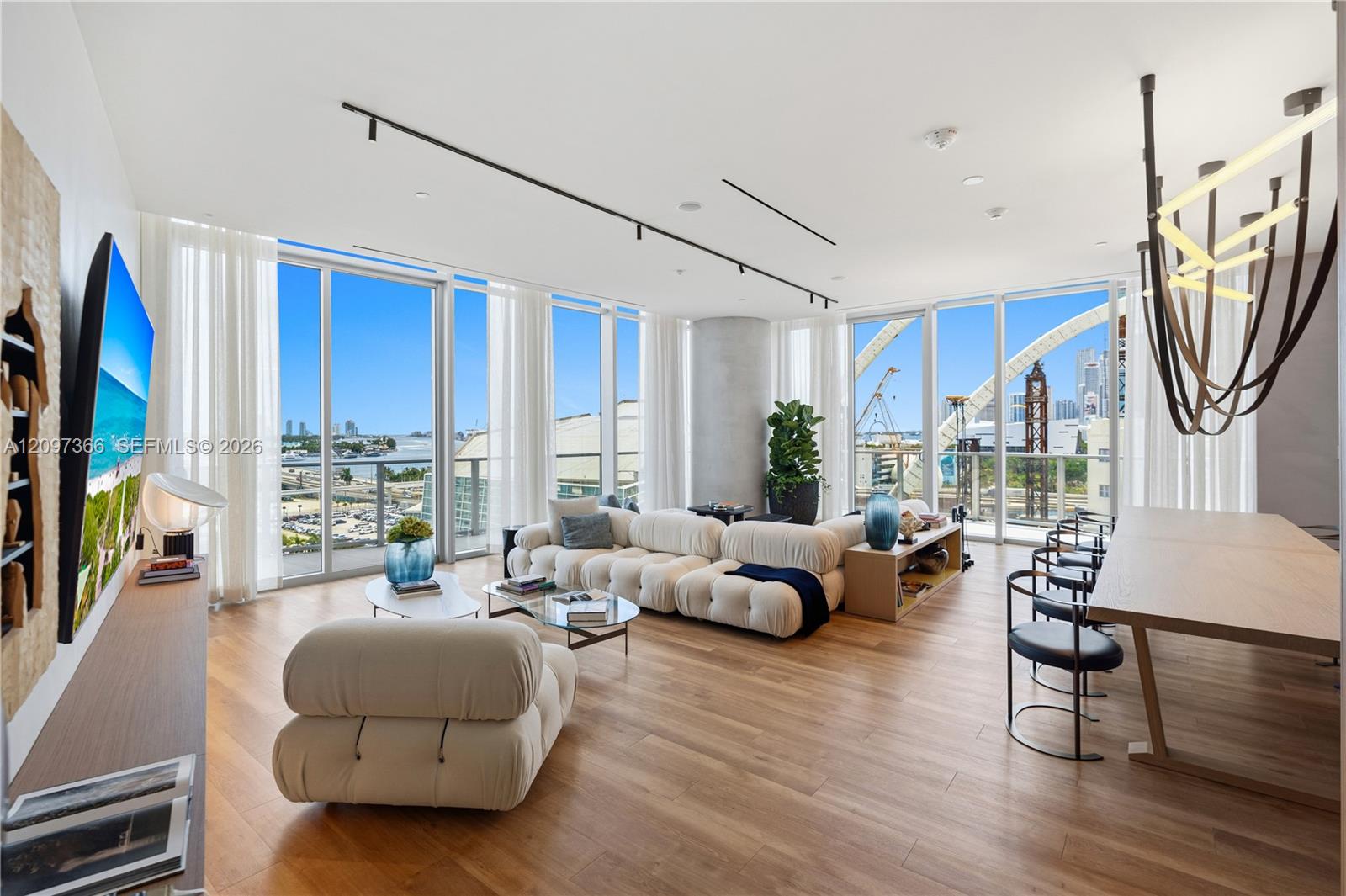 1400 Biscayne Boulevard 2601 Property Photo 42