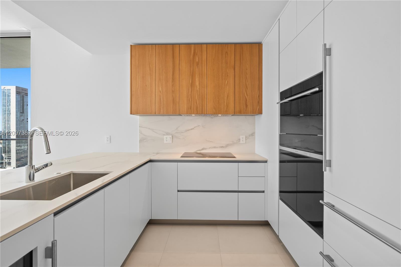 1400 Biscayne Boulevard 3602 Property Photo 4