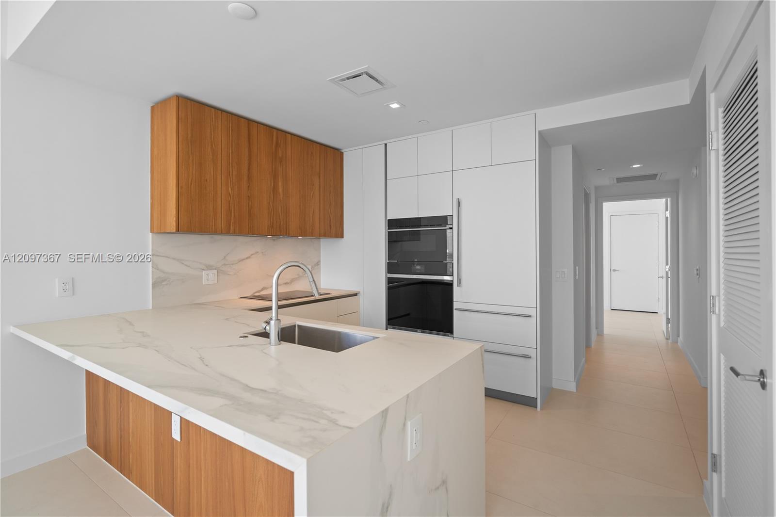 1400 Biscayne Boulevard 3602 Property Photo 5