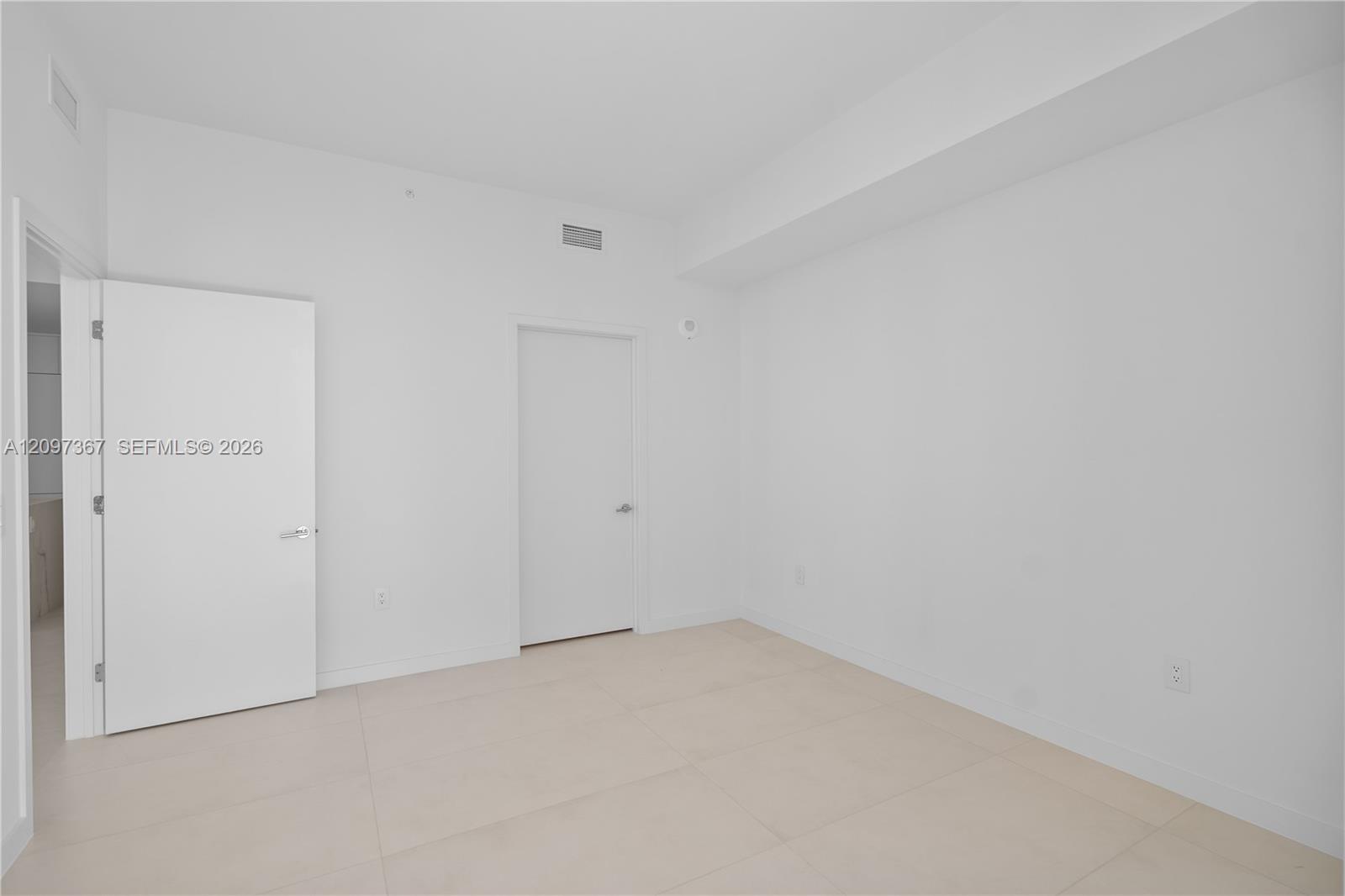 1400 Biscayne Boulevard 3602 Property Photo 14