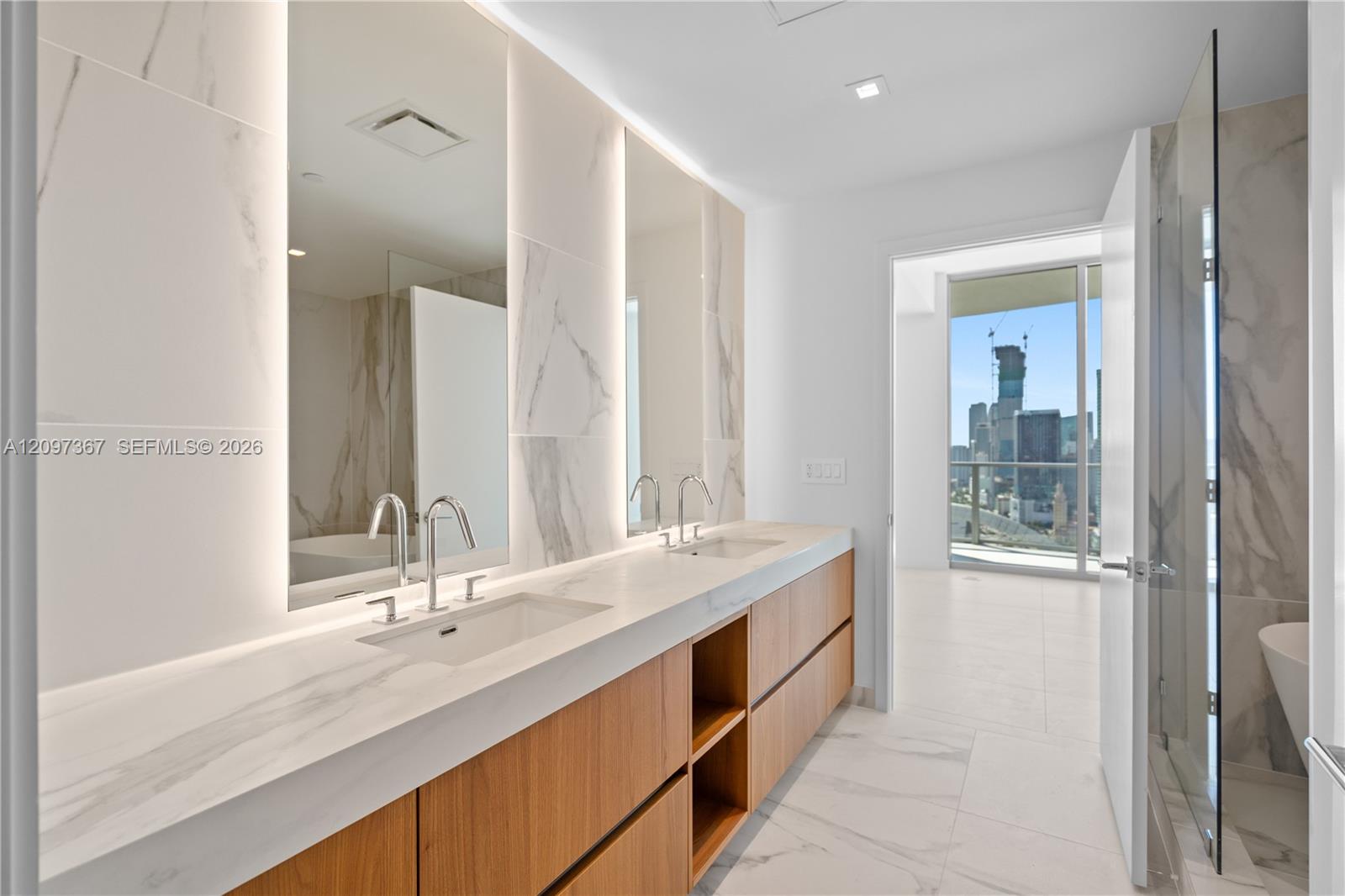 1400 Biscayne Boulevard 3602 Property Photo 15