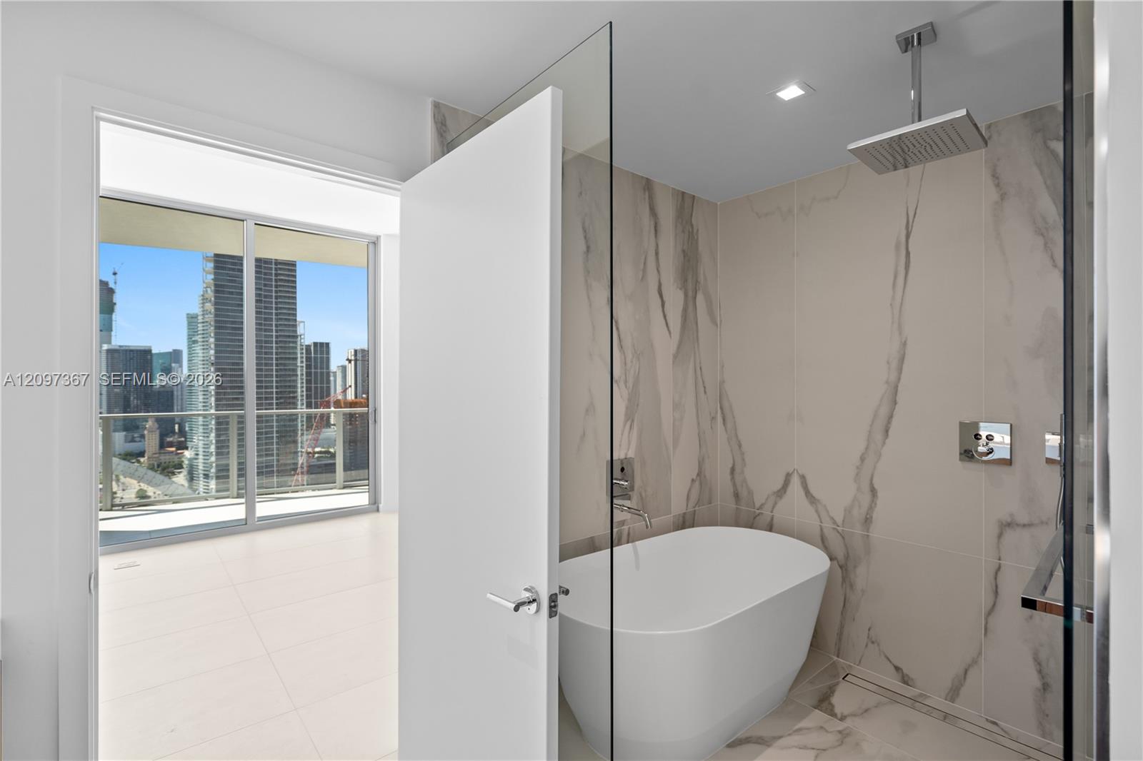 1400 Biscayne Boulevard 3602 Property Photo 16