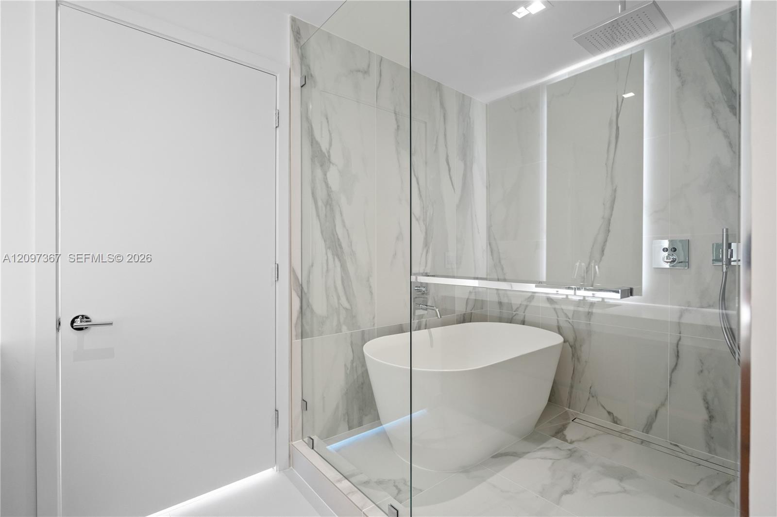 1400 Biscayne Boulevard 3602 Property Photo 18