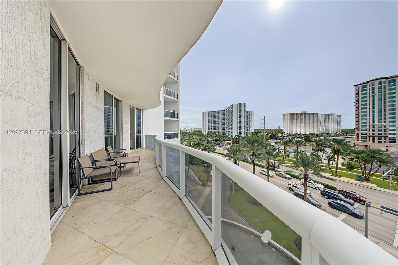 15901 Collins Avenue 405 Property Photo 27