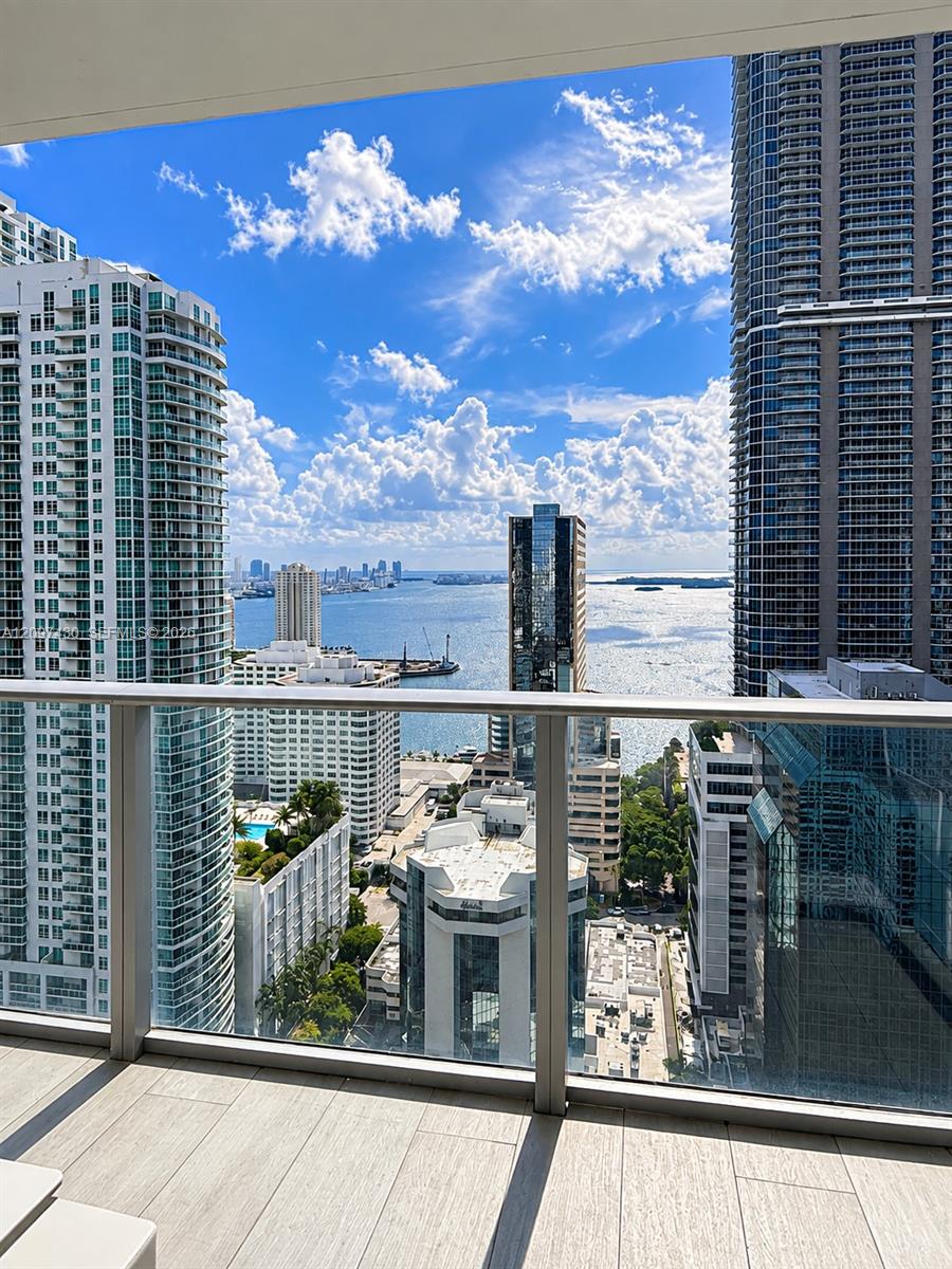 1010 Brickell Avenue 3103 Property Photo 16