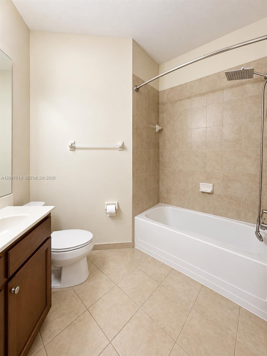 A12097514 Property Photo 16