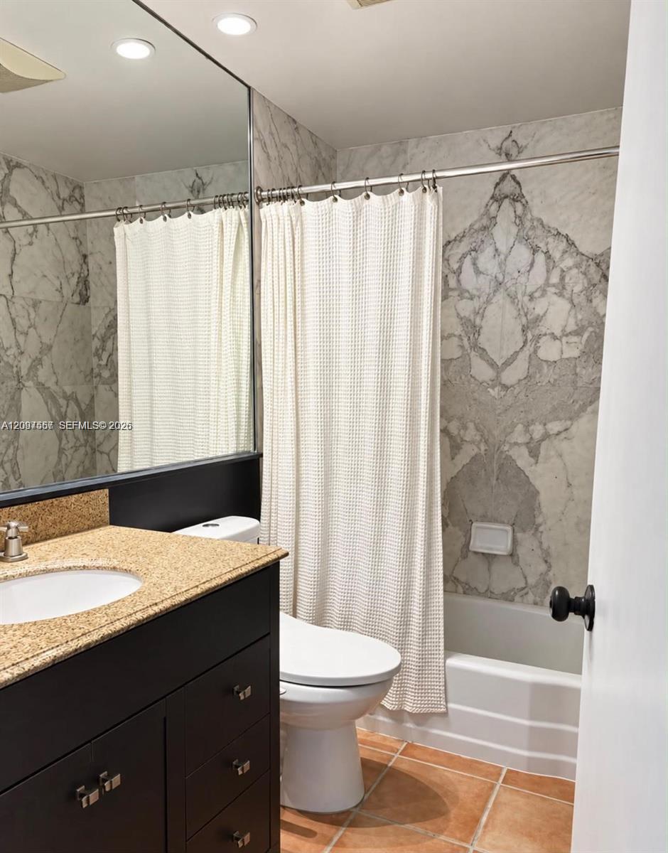 A12097557 Property Photo 11