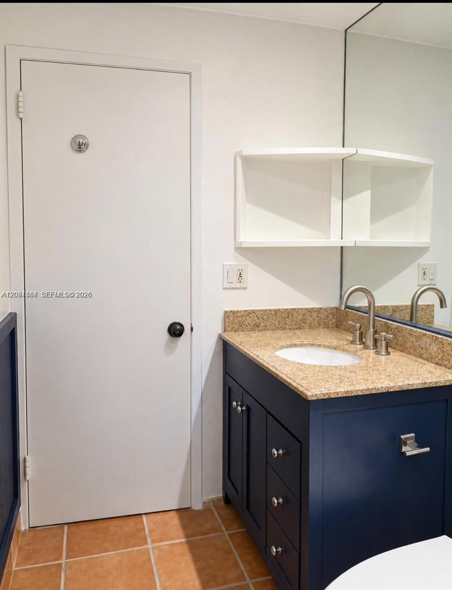 A12097557 Property Photo 12