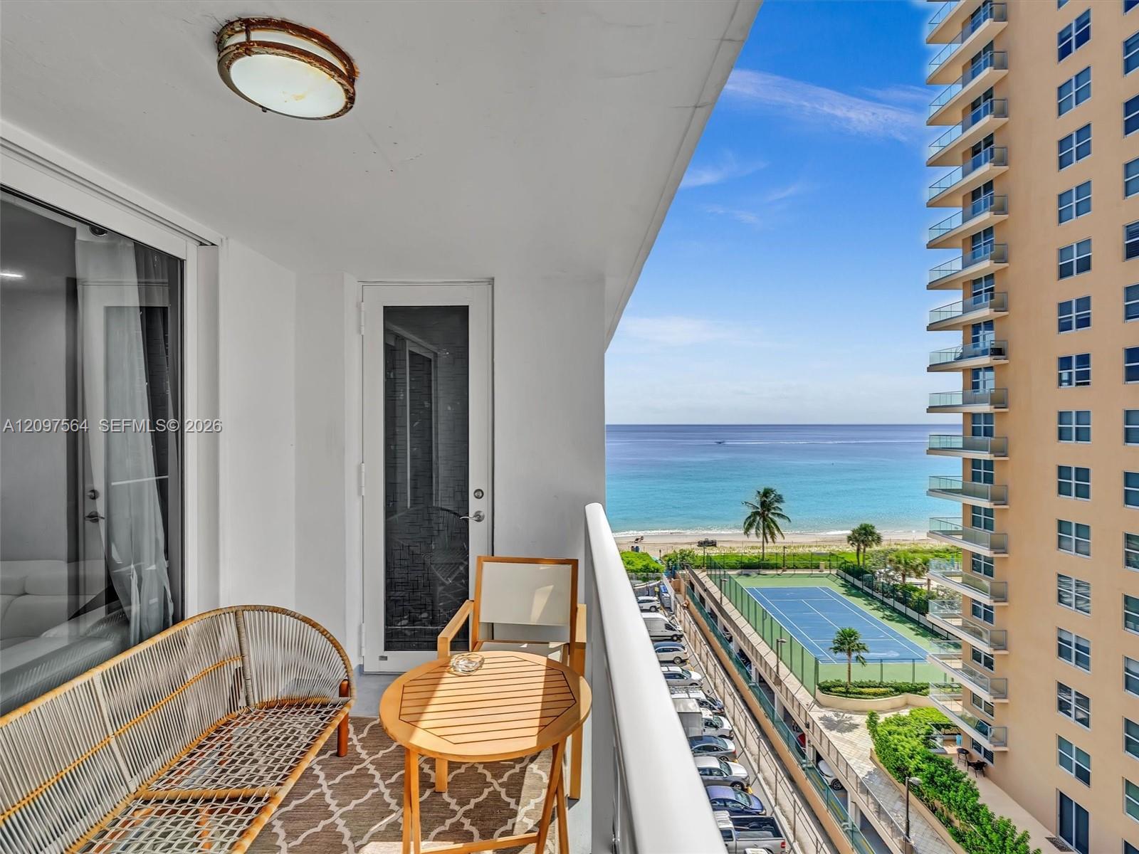 1904 S Ocean Drive 905 Property Photo 1