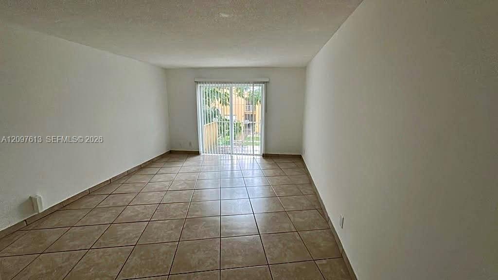 18111 NW 68th Avenue H205 Property Photo 1