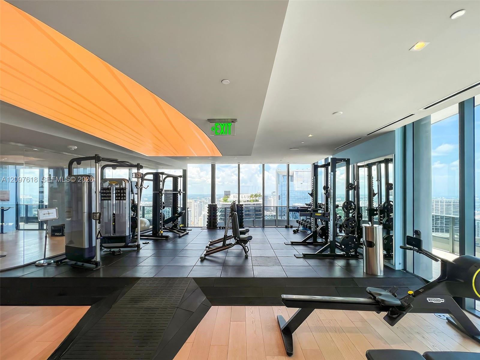 1000 Brickell Plaza 2111 Property Photo 17