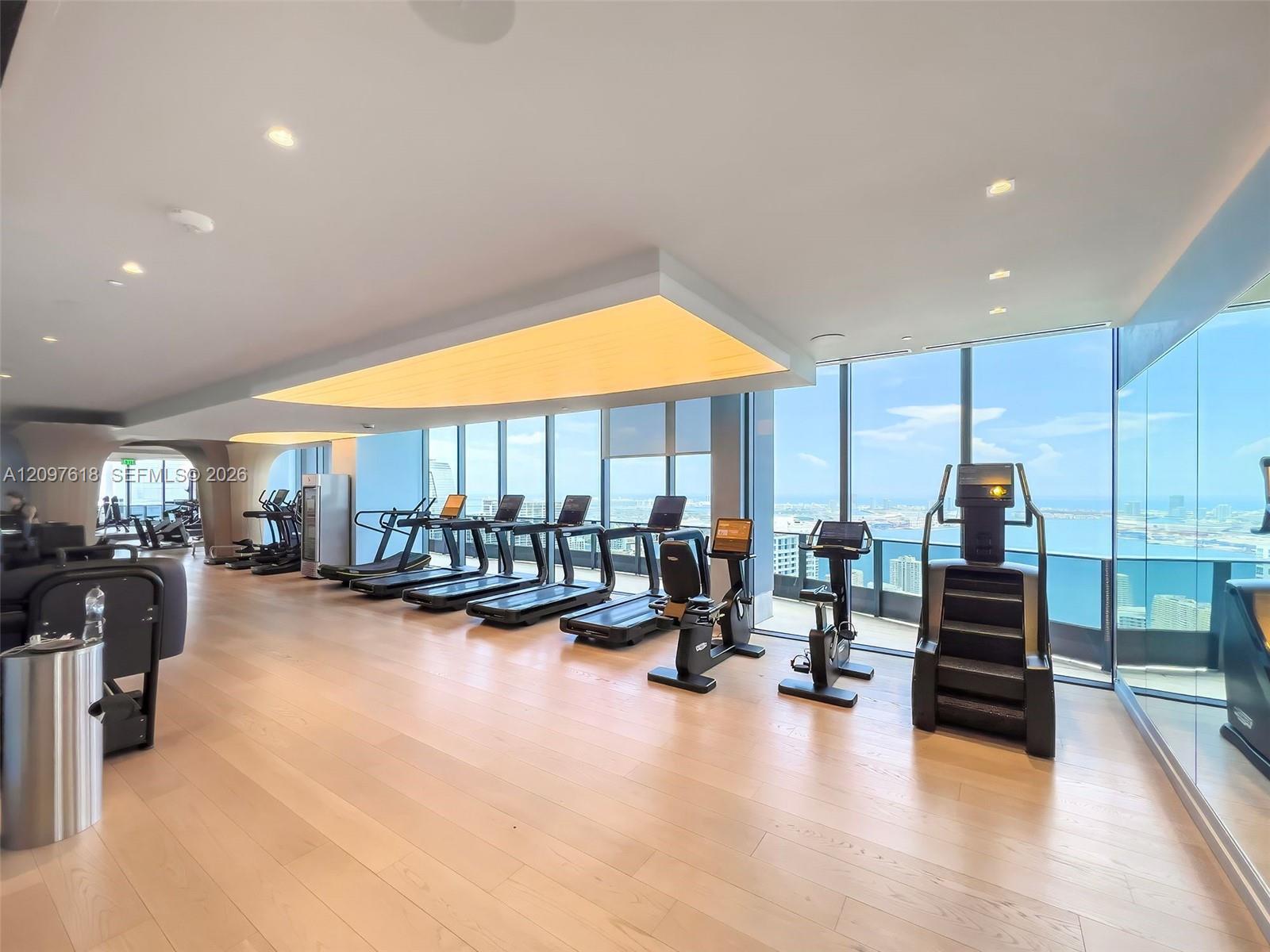 1000 Brickell Plaza 2111 Property Photo 35