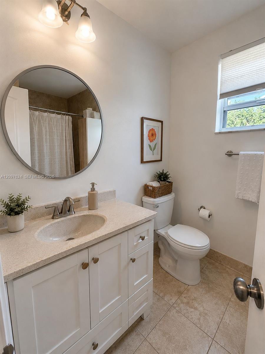 A12097624 Property Photo 8