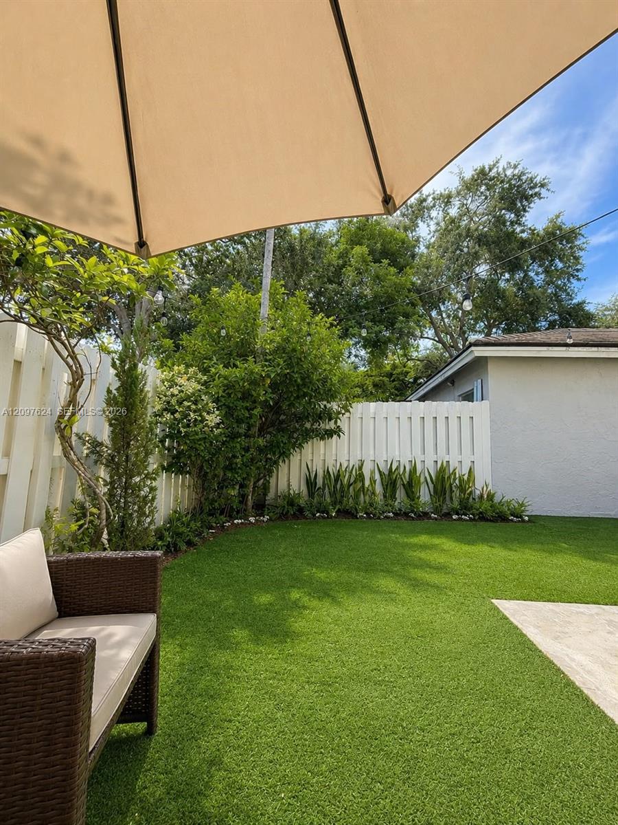 A12097624 Property Photo 12