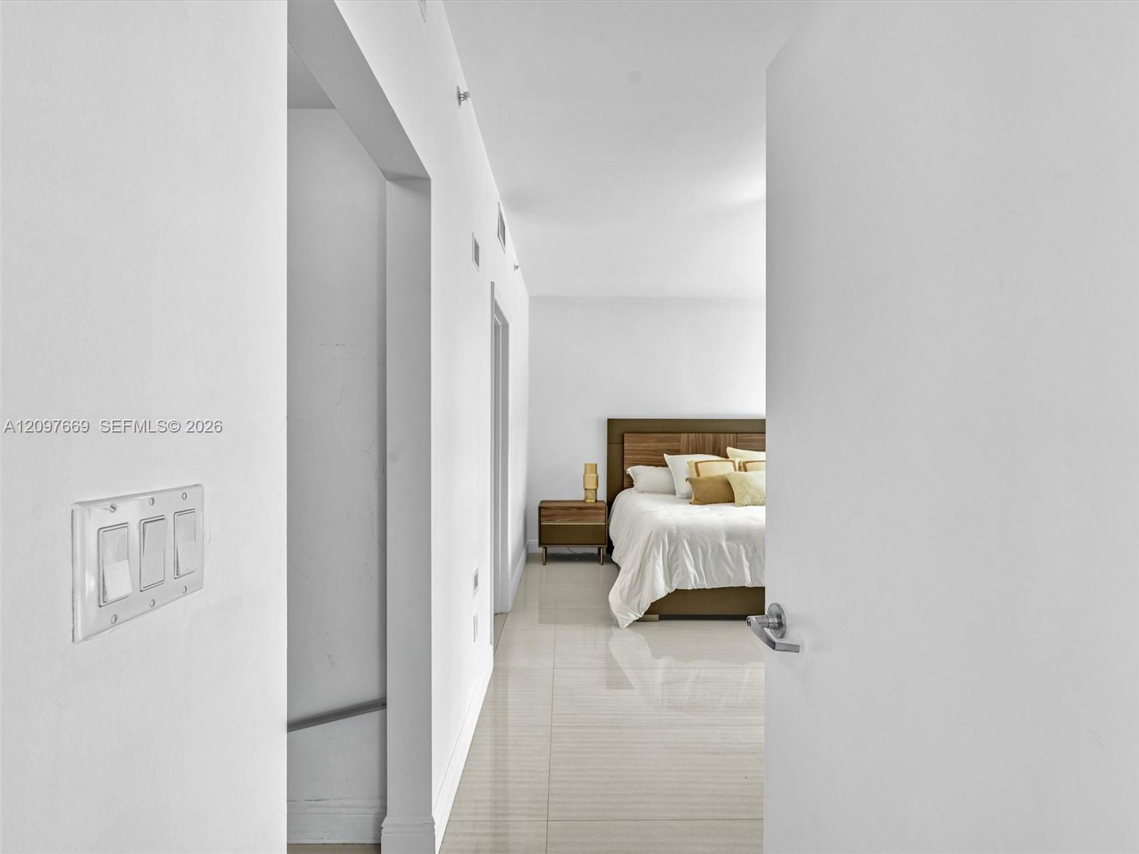 90 Sw 3rd Street 2013 Property Photo 15