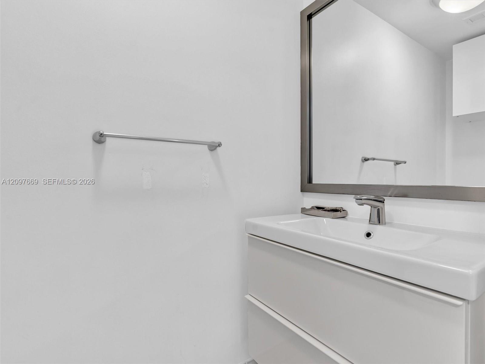 90 Sw 3rd Street 2013 Property Photo 27