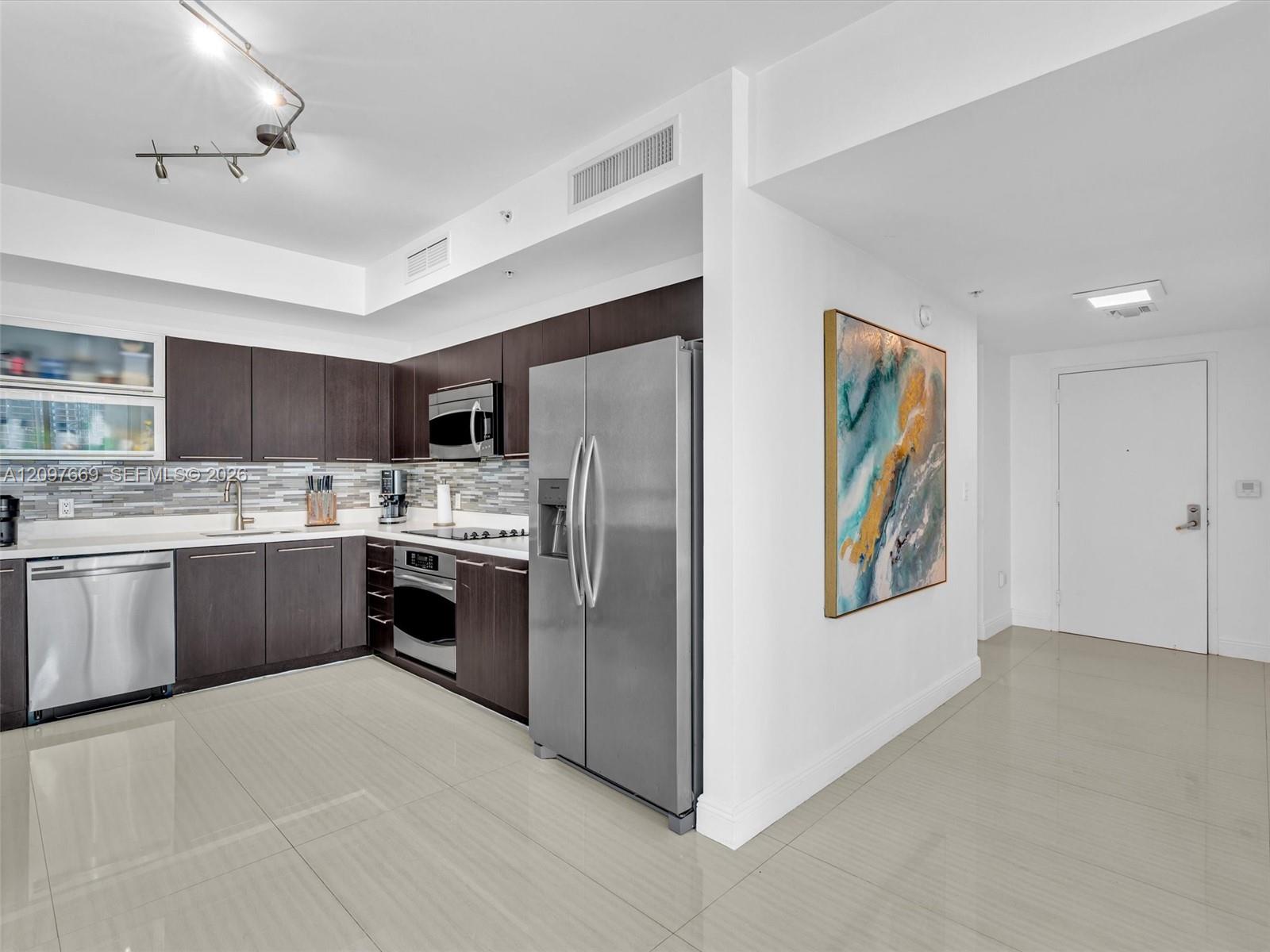 90 Sw 3rd Street 2013 Property Photo 28
