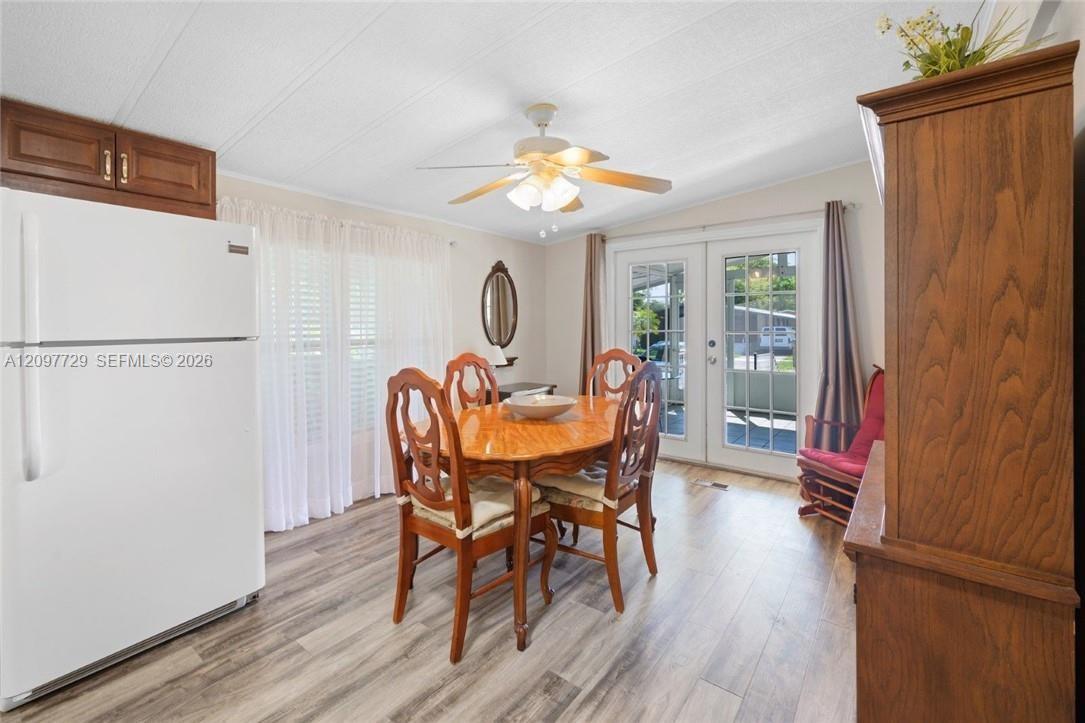 3031 Sw 51st Street Property Photo 5