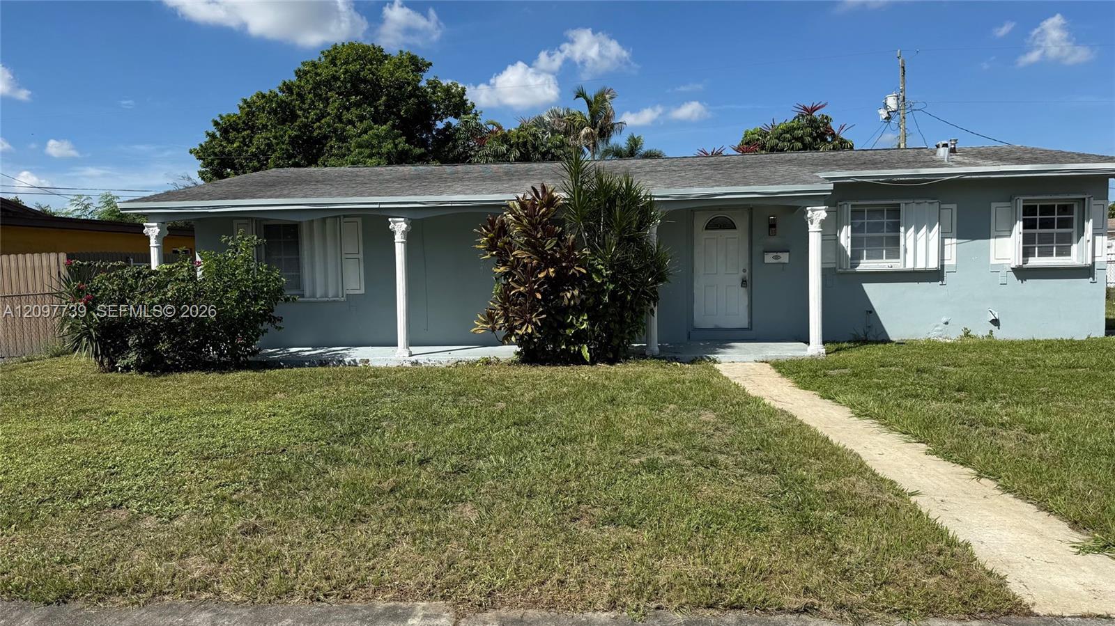 A12097739 Property Photo 2