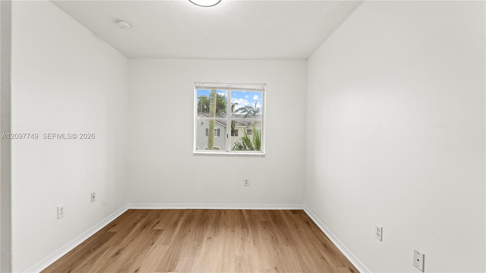 1685 Se 30th Street Property Photo 10