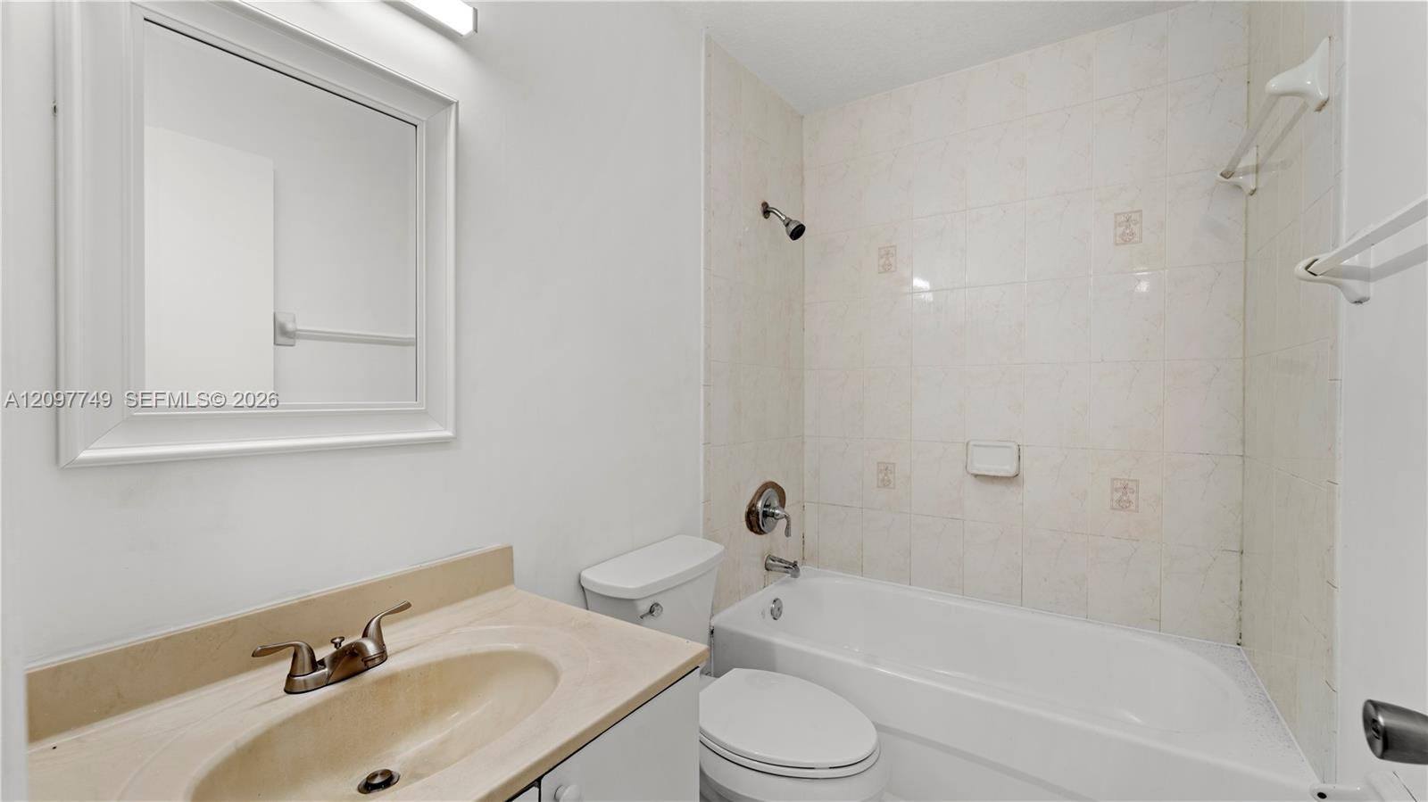 1685 Se 30th Street Property Photo 20