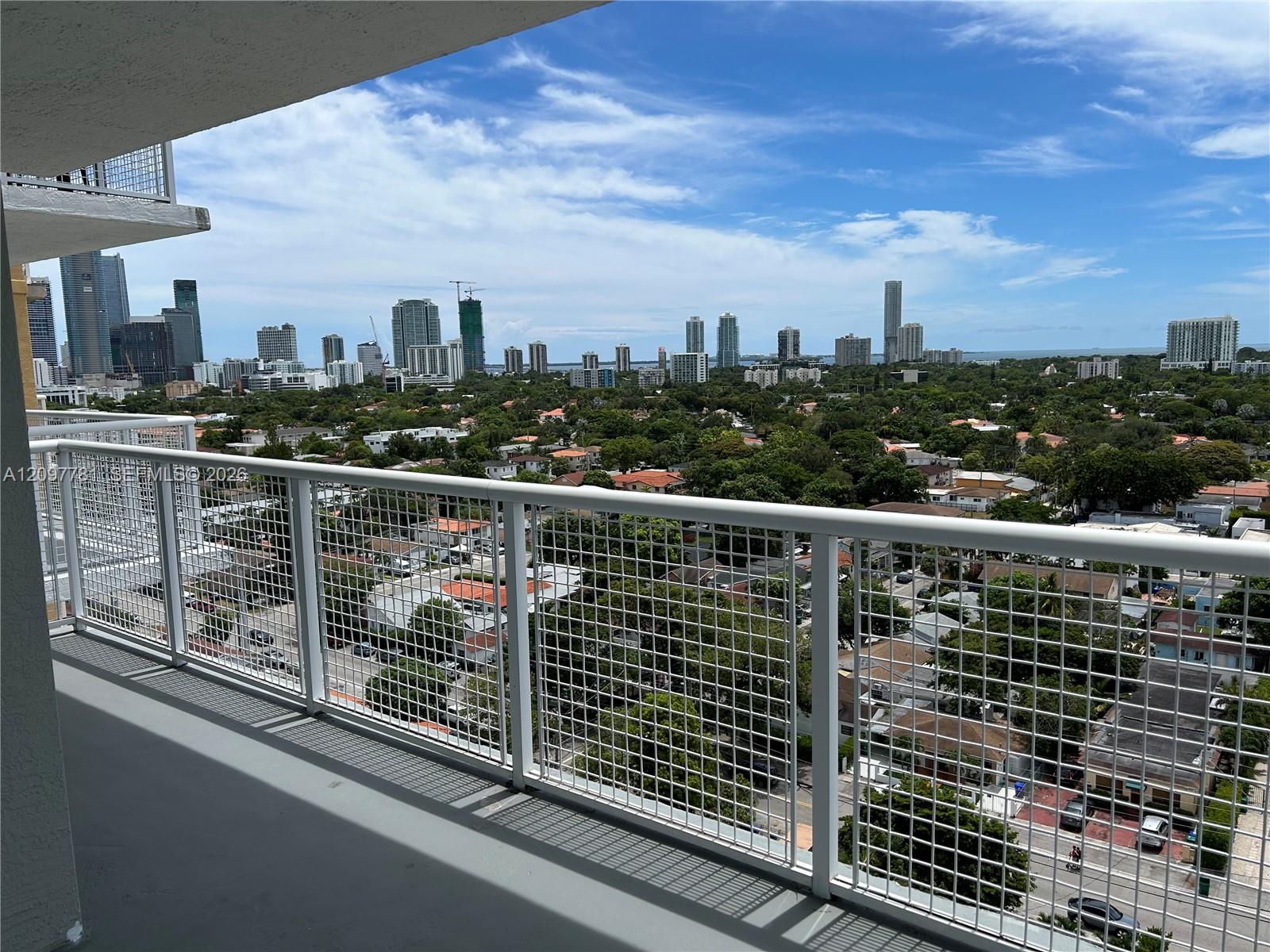 900 SW 8th Street 1503 Property Photo 1