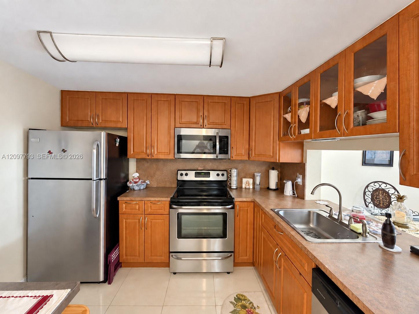 20860 San Simeon Way 208-6 Property Photo 1