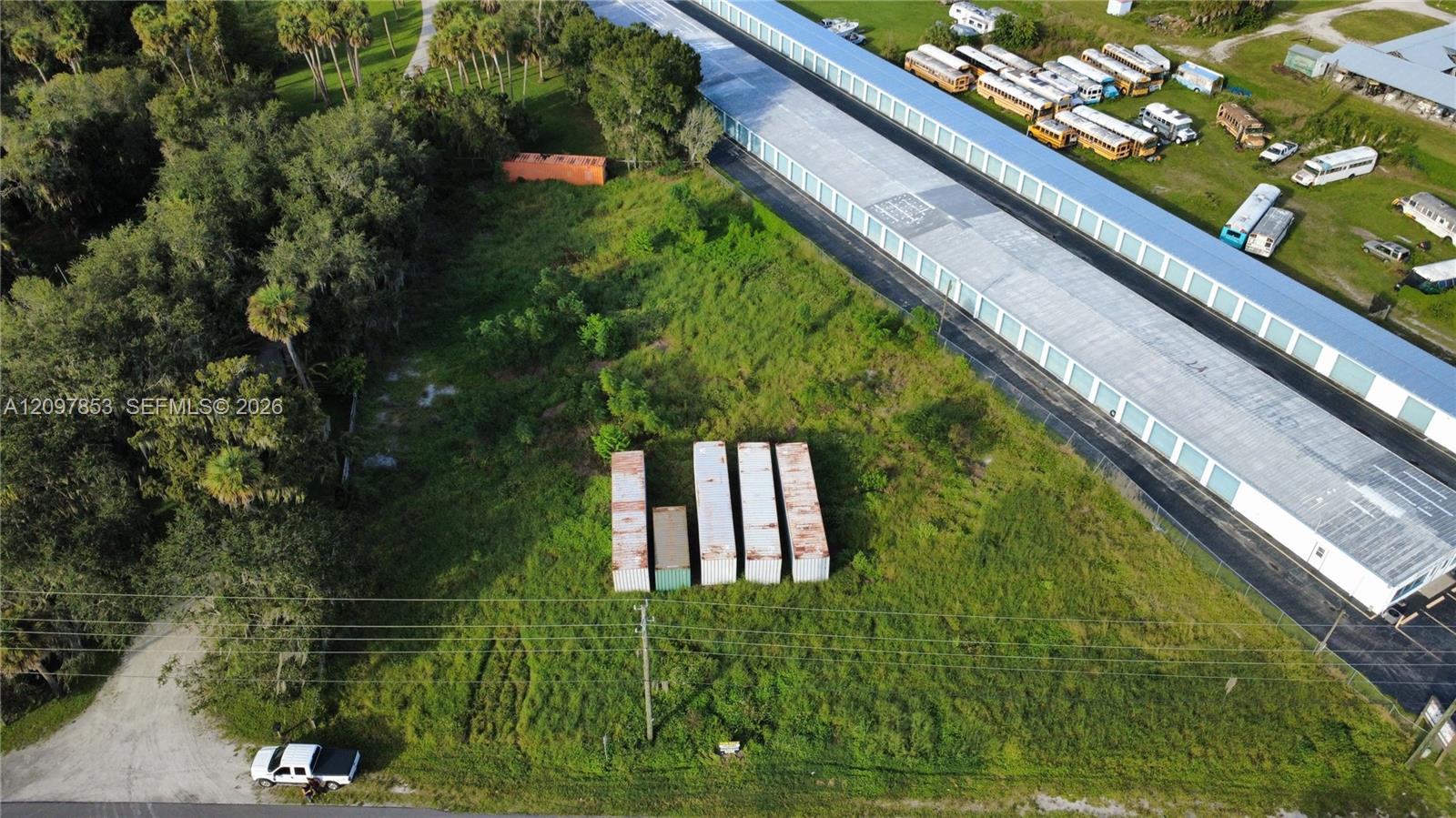 4573 Se Us Highway 441 Property Photo 2