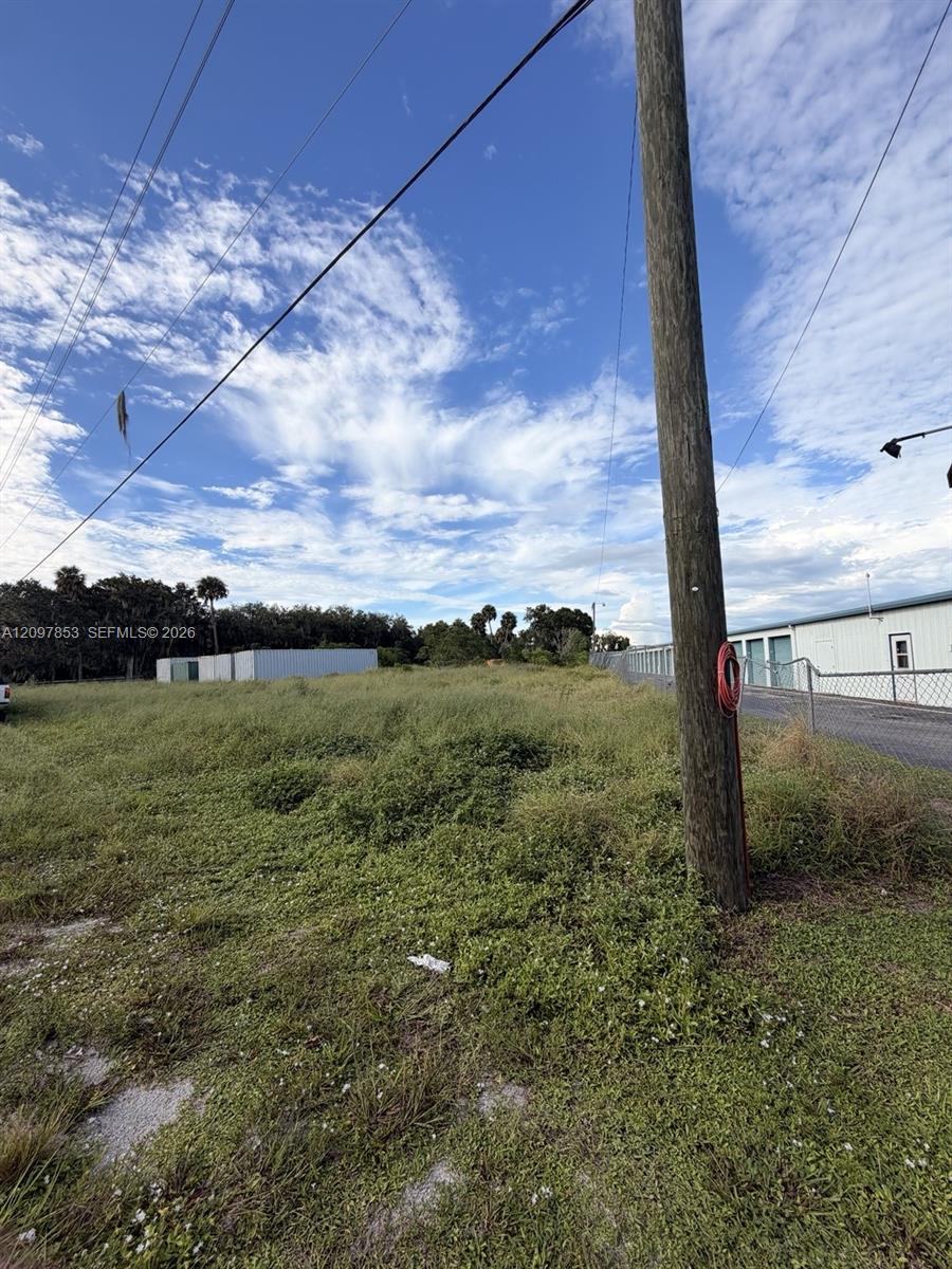 4573 Se Us Highway 441 Property Photo 4