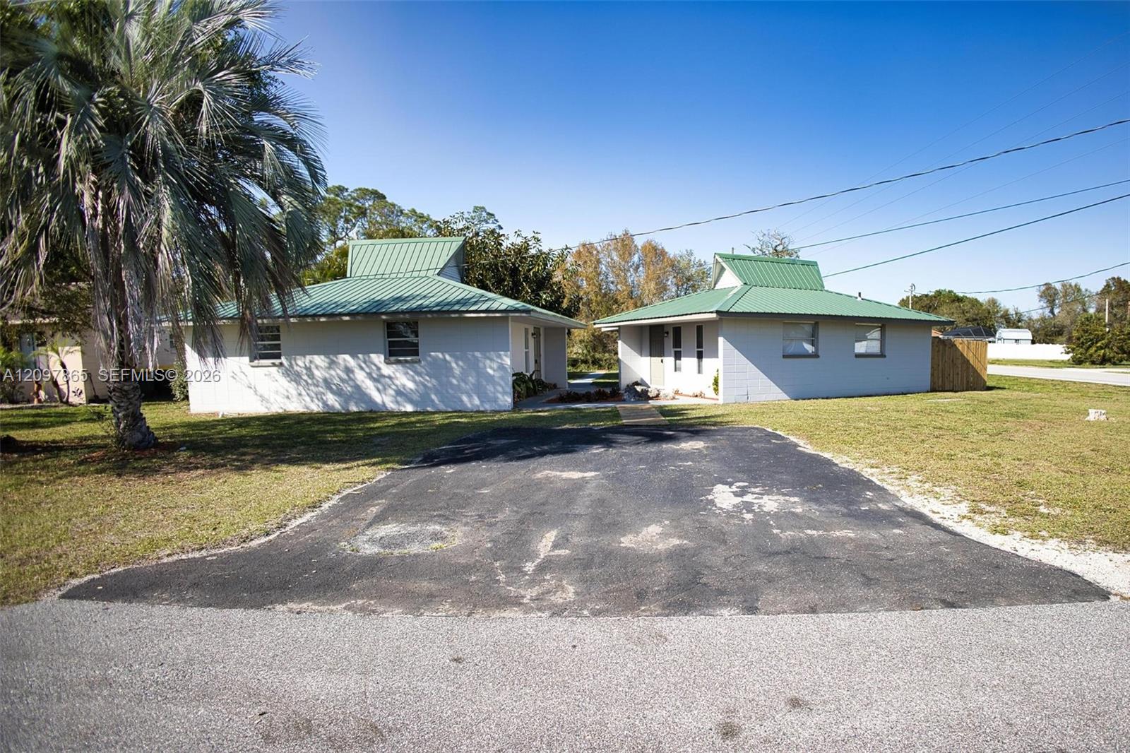 101-103 Jasmine Court Property Photo 1