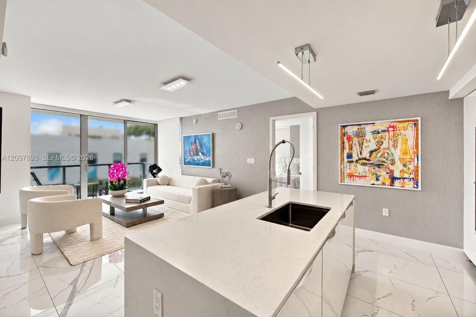9521 E Bay Harbor Drive 601 Property Photo 1