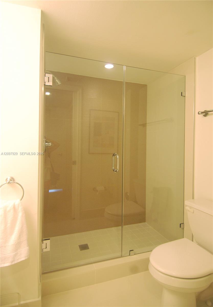 90 Alton Road 2004 Property Photo 10
