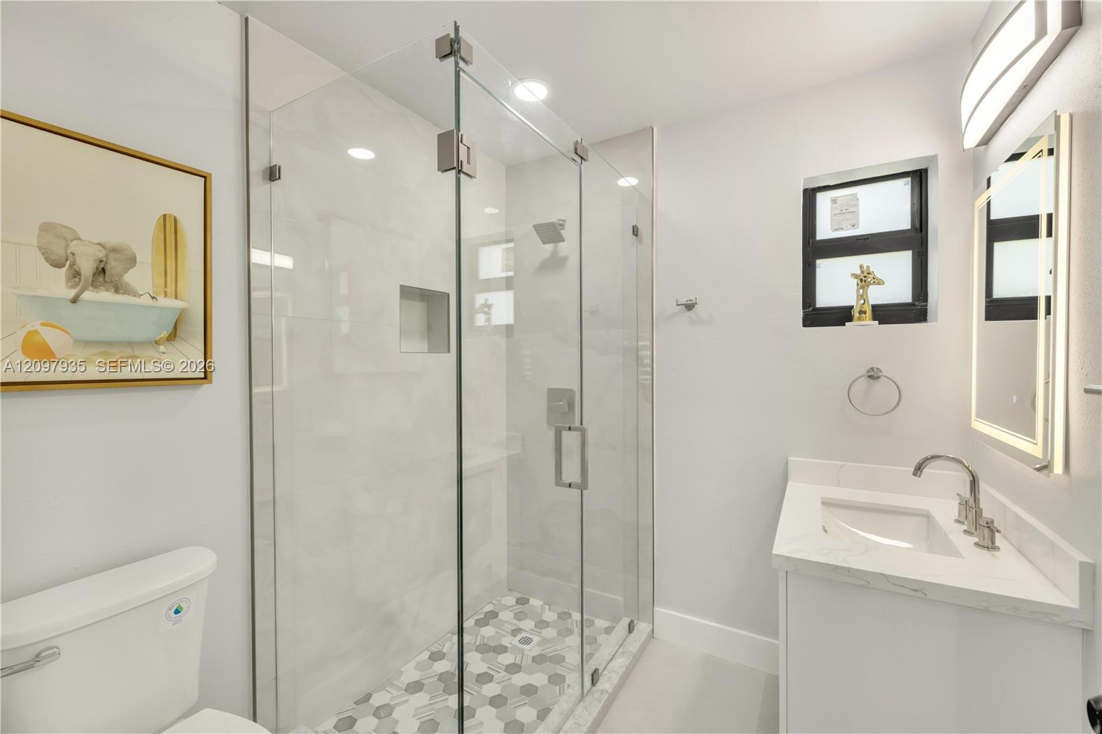 6021 Sw 19th Street Property Photo 4
