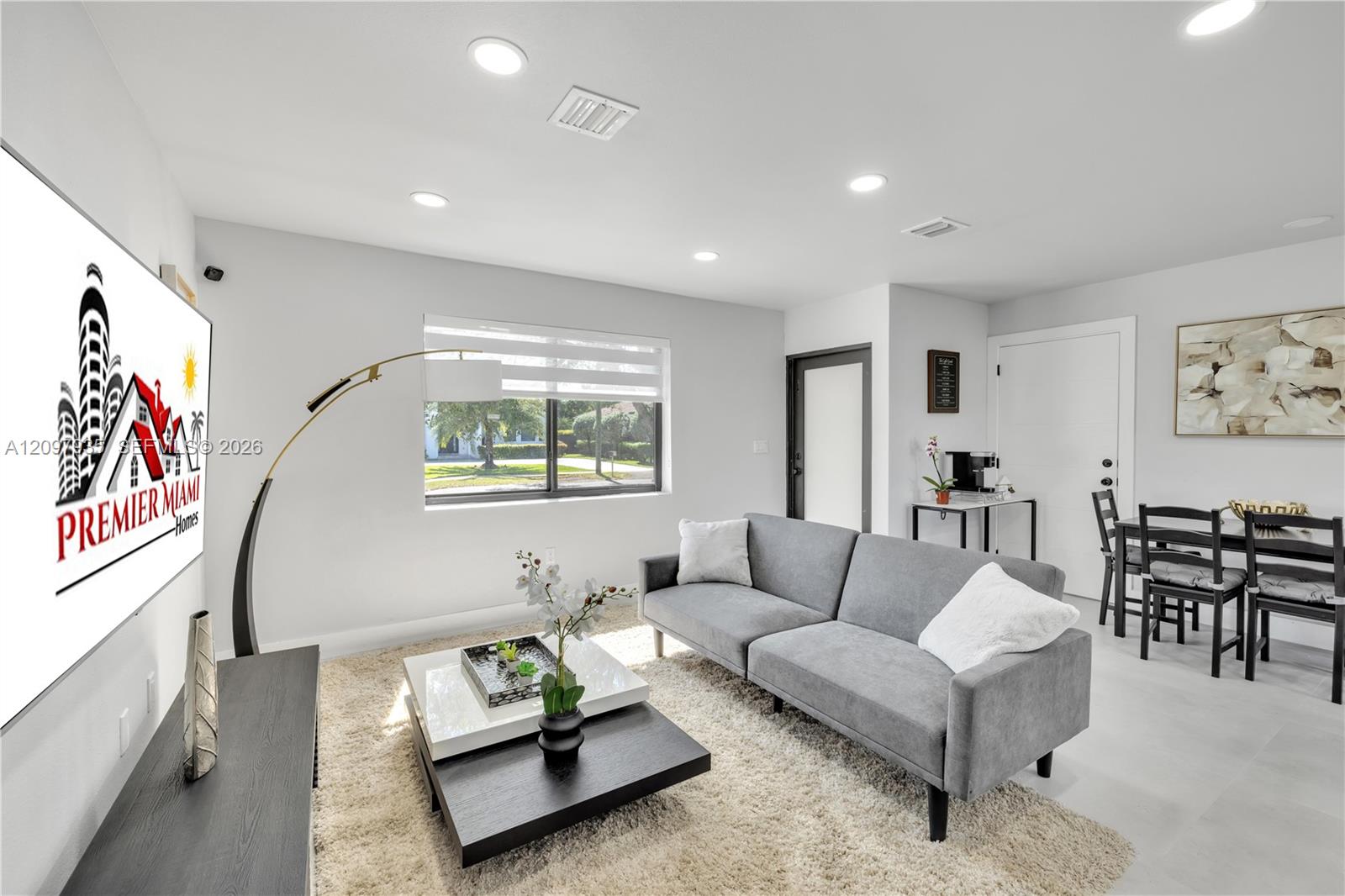 6021 Sw 19th Street Property Photo 5