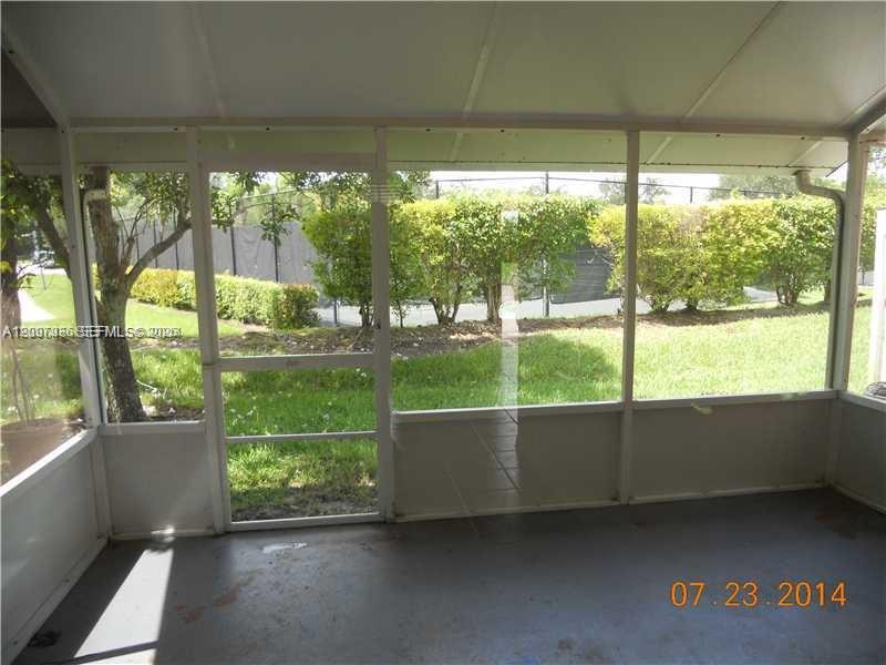 1487 SW 48th Terrace Property Photo 1