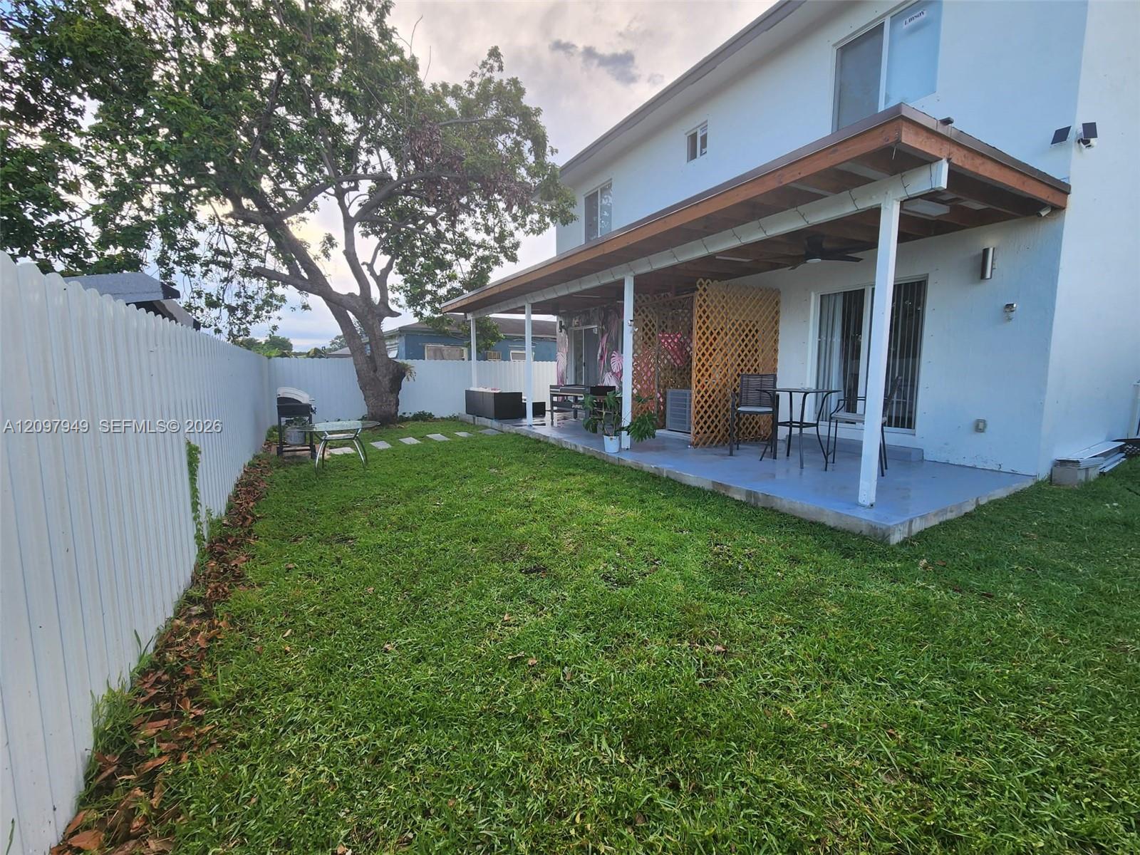 1426 Nw 74th Street 0 Property Photo 12