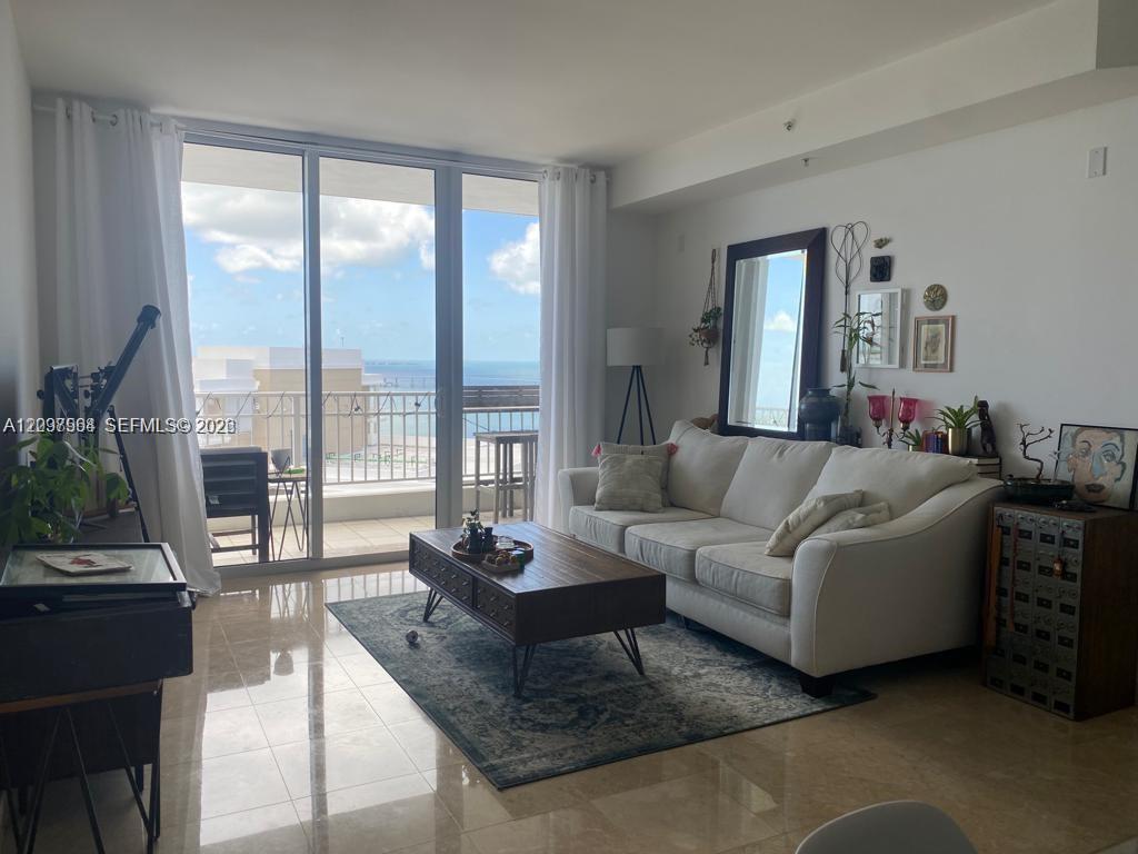 801 Brickell Key Boulevard 2907 Property Photo 2