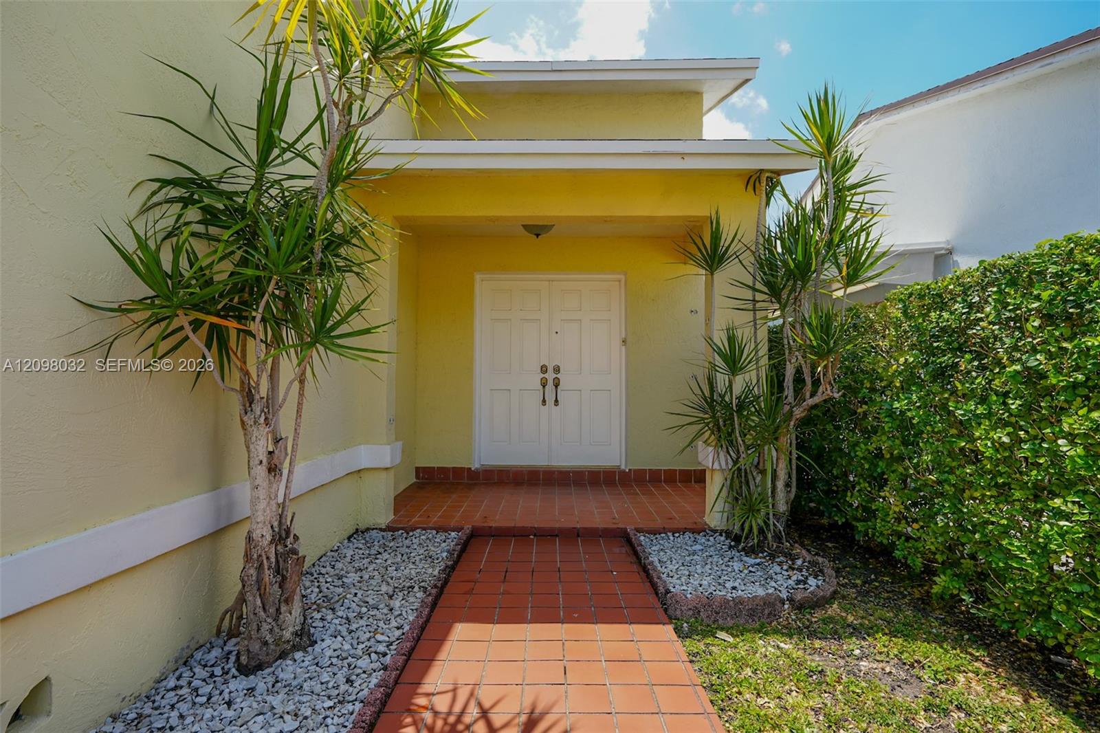 10920 SW 143rd Court Property Photo 1