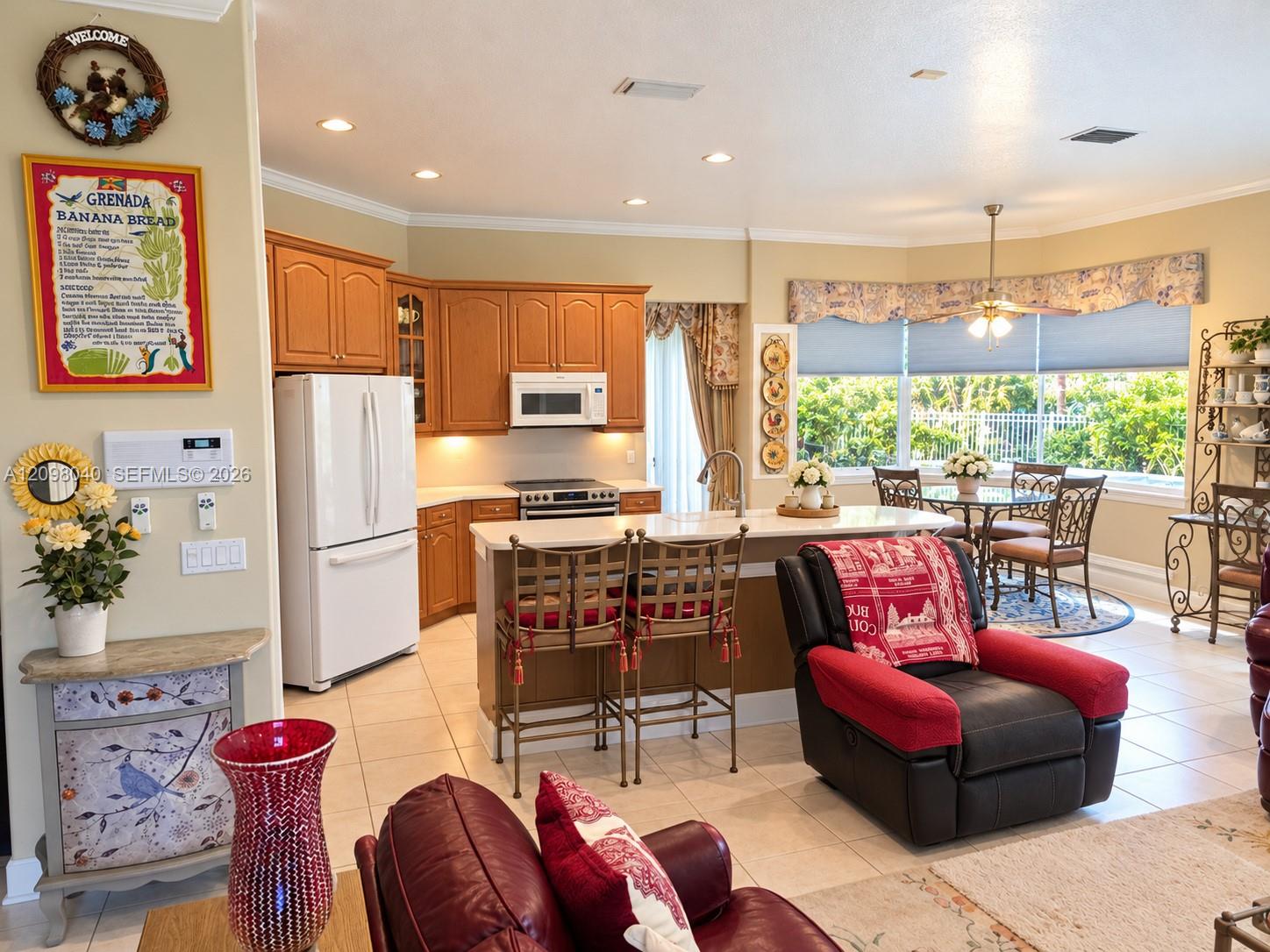 A12098040 Property Photo 5