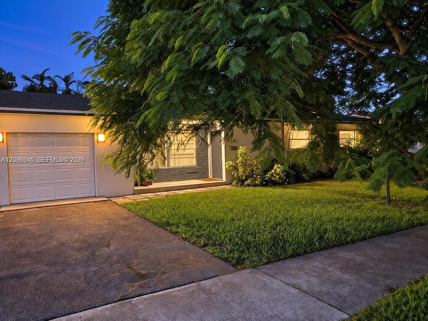 8981 Sw 57th Terrace Property Photo 1