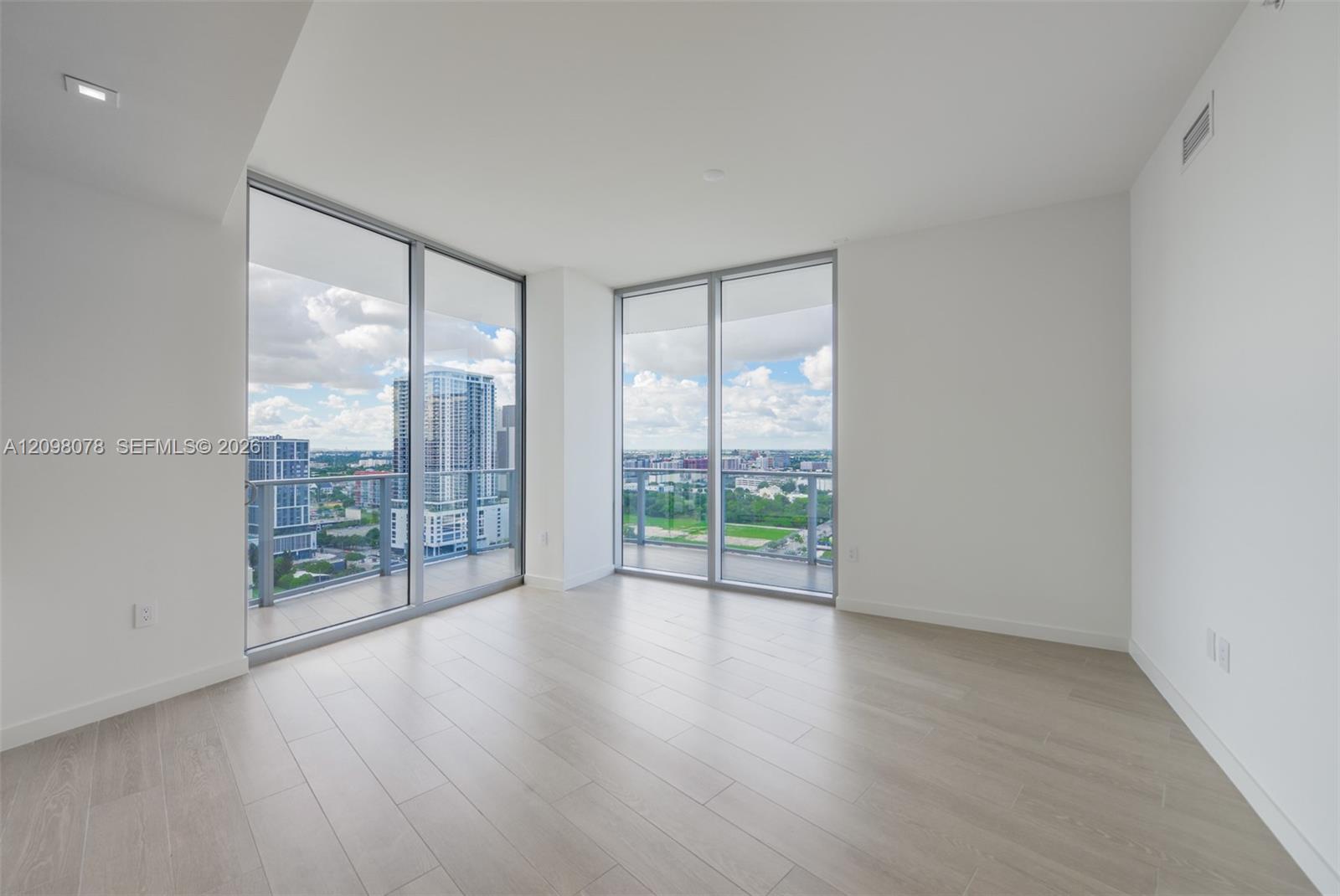 1400 Biscayne Boulevard 2207 Property Photo 9
