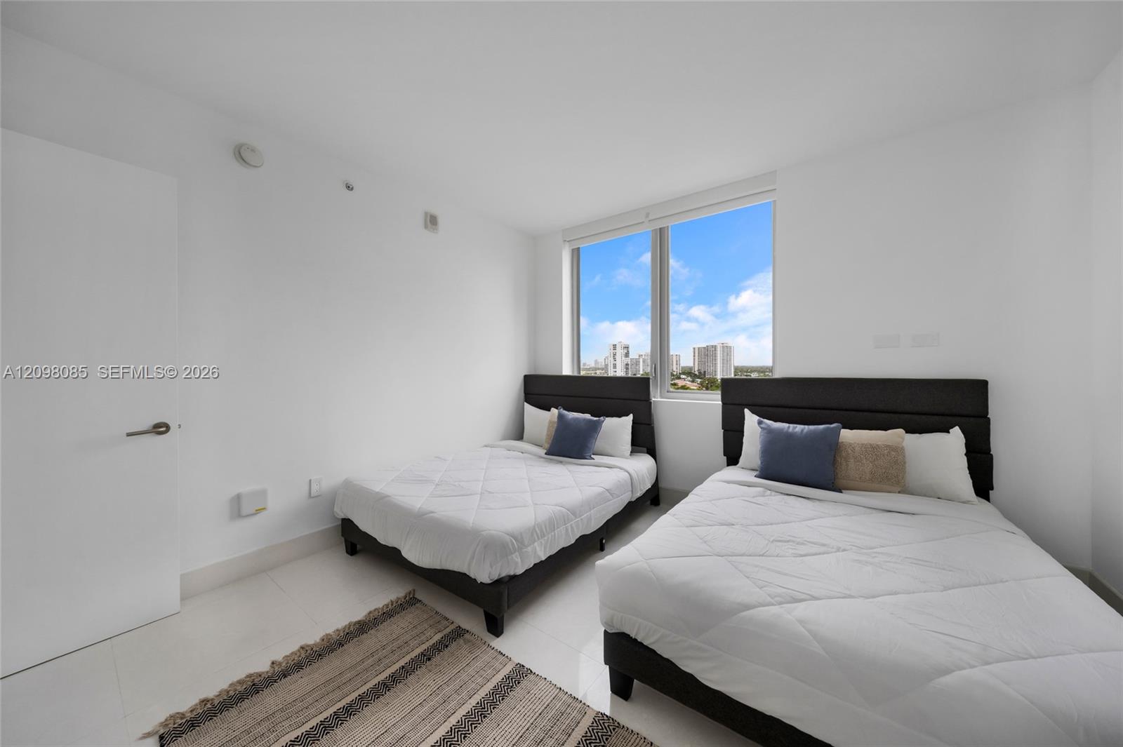 2600 E Hallandale Beach Boulevard T1102 Property Photo 34