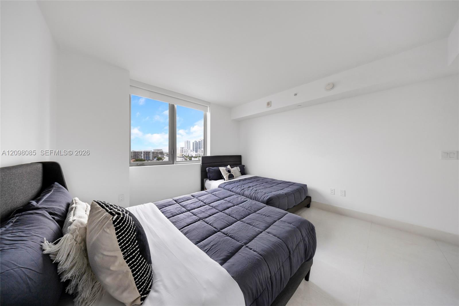 2600 E Hallandale Beach Boulevard T1102 Property Photo 38