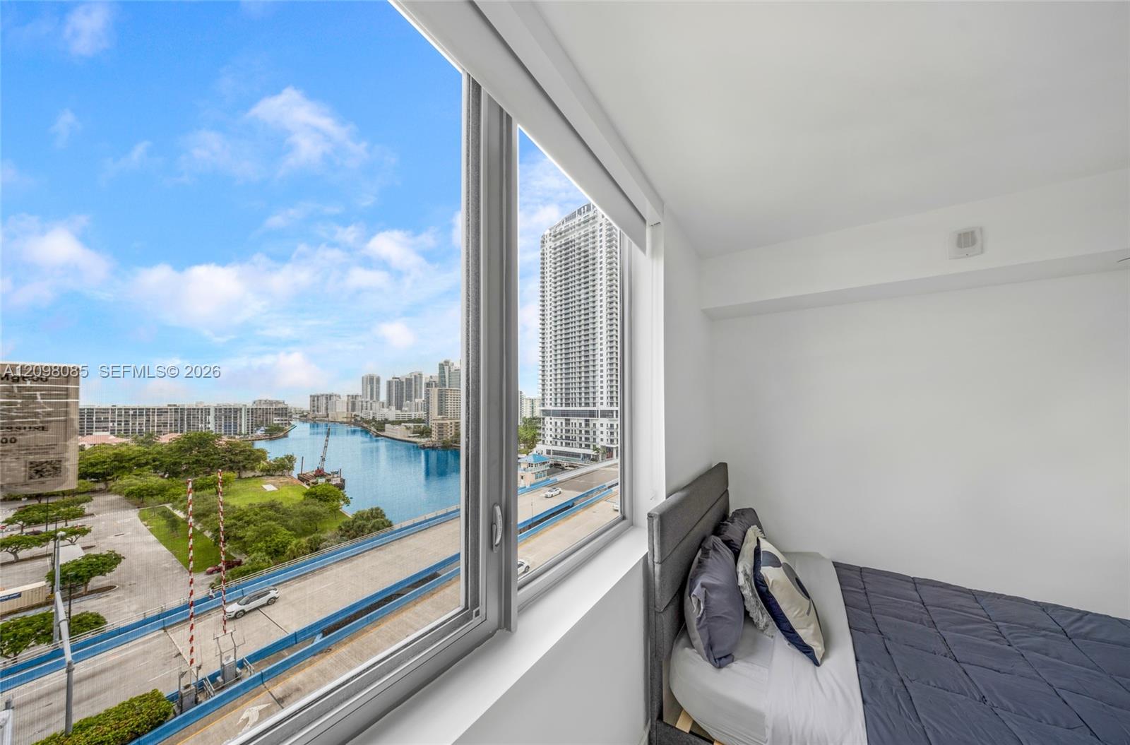 2600 E Hallandale Beach Boulevard T1102 Property Photo 40