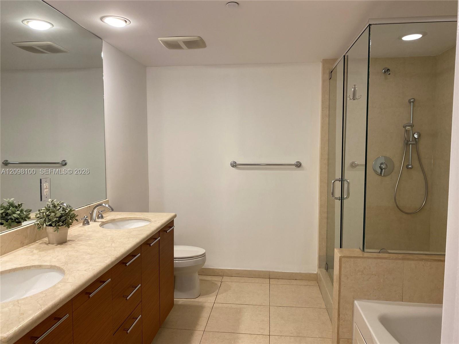50 Biscayne Boulevard 1508 Property Photo 14