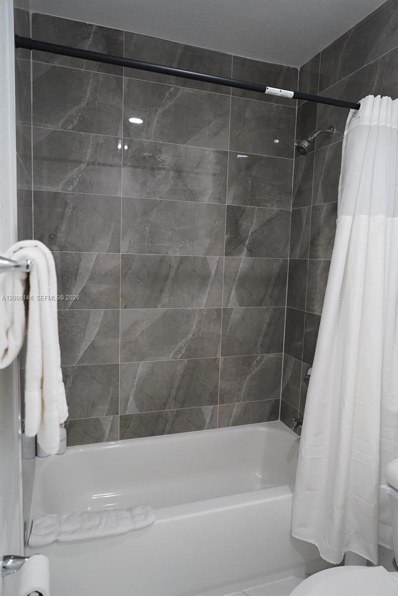 A12098146 Property Photo 19