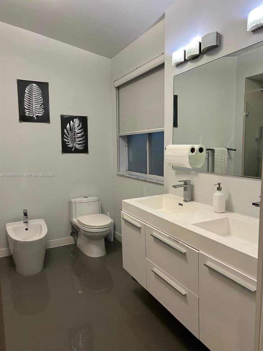 A12098166 Property Photo 3