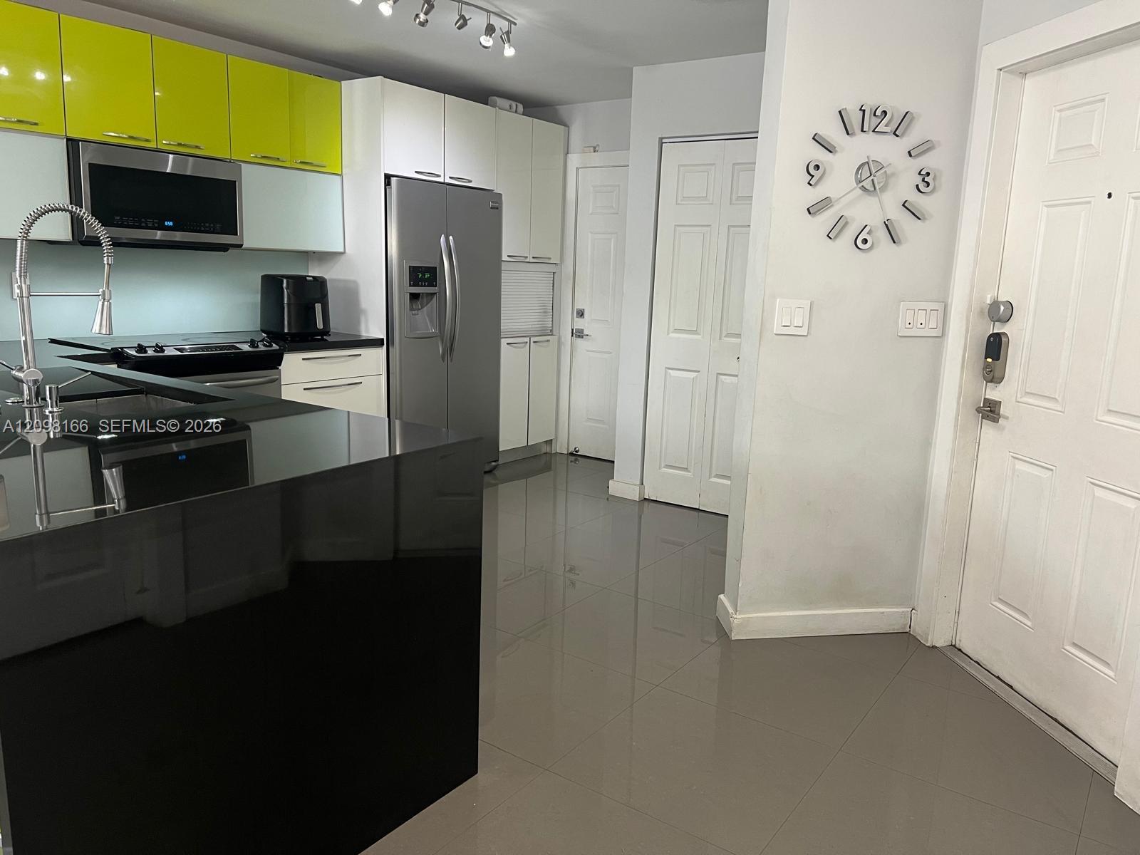 A12098166 Property Photo 9