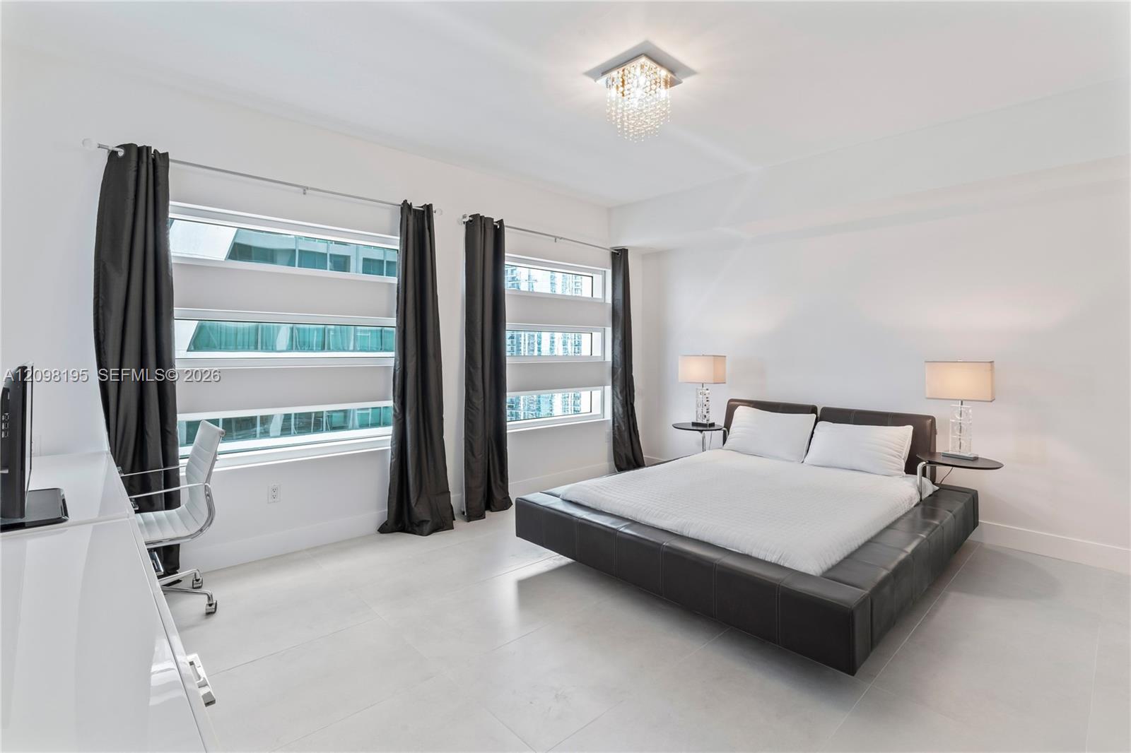 1040 Biscayne Boulevard 3802 Property Photo 13